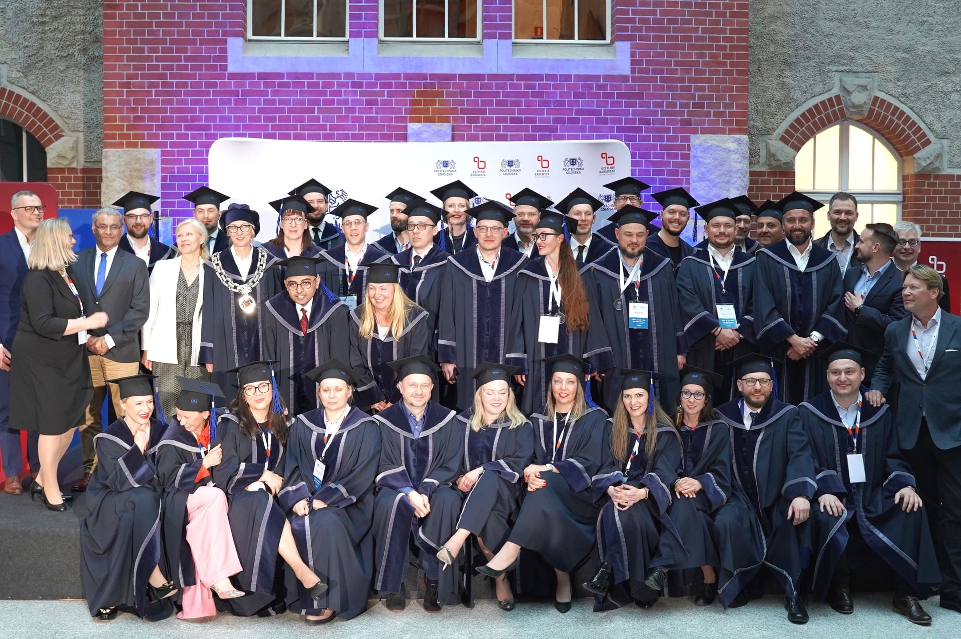 Graduation Ceremony of the XI & XII MBA editions – relation
